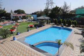 Cosmos Resort Maliblu
